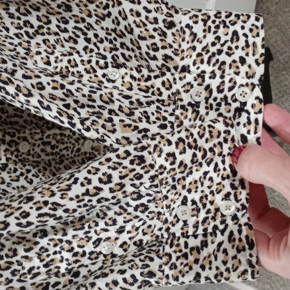 🐆Talbots🐆 - Black/Tan Leopard Print Classic Cotton L/S Button Down - Picture 7 of 11